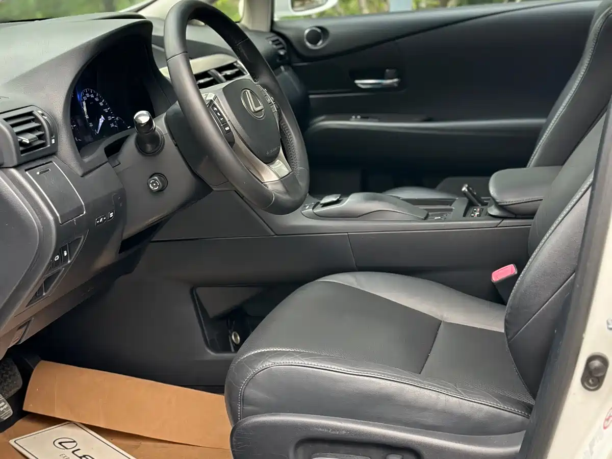 Lexus RX Classic 2013 Model 270 Luxury фото 11