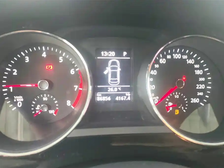 Volkswagen Sagitar 2018 280TSI DSG Spark Edition фото 14