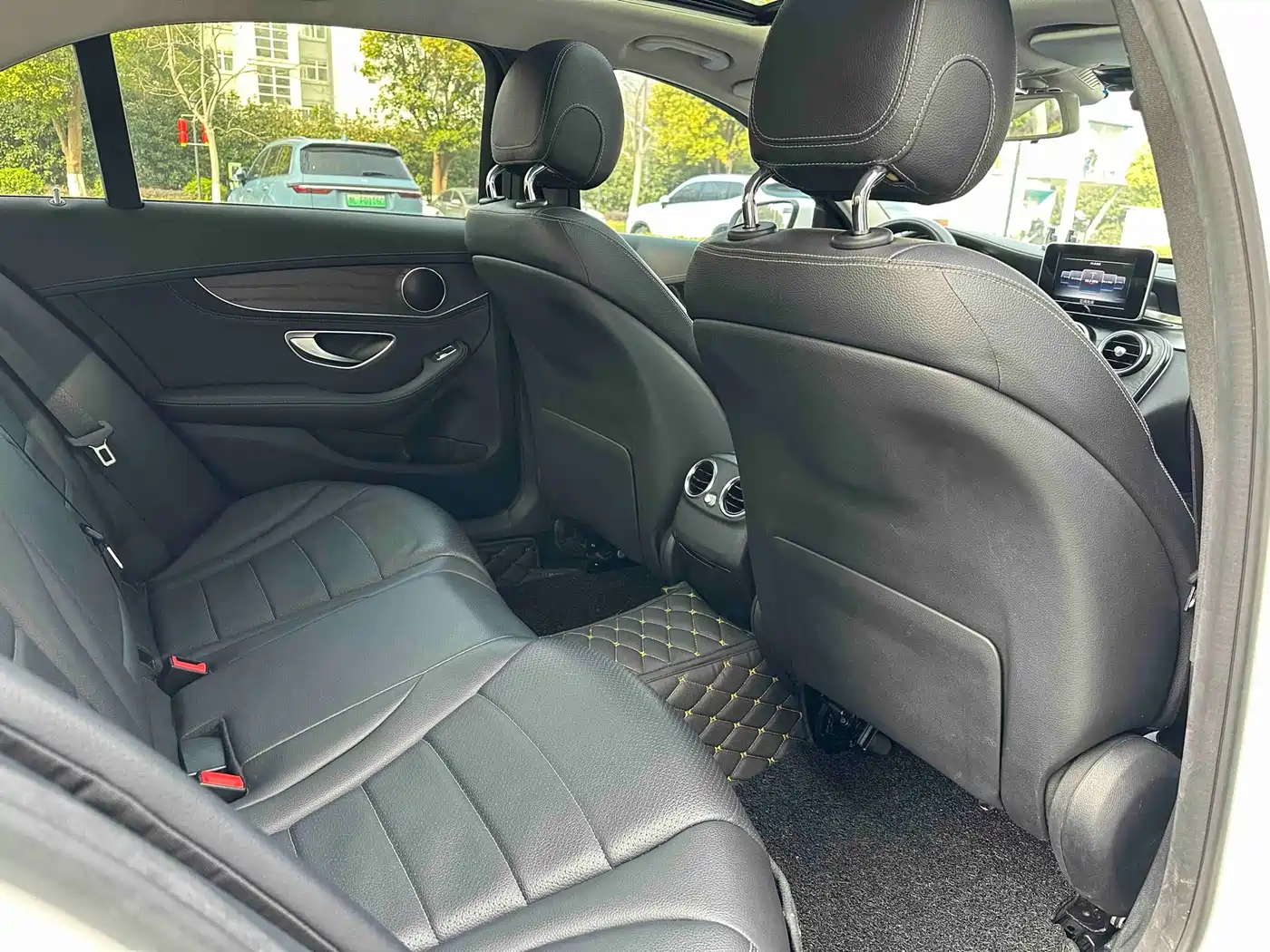 Mercedes-Benz C-Class 2015 Facelift C 180 L Sport фото 6