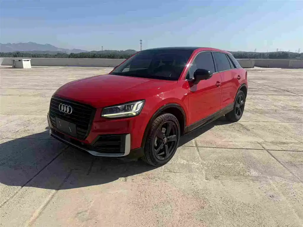 Audi Q2L 2020 35 TFSI Progressive Dynamic Model