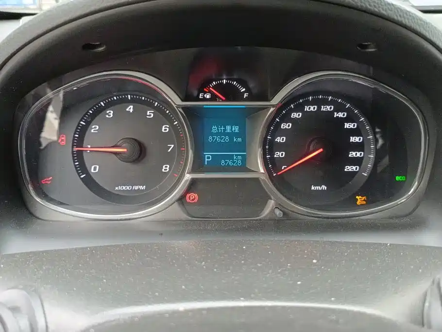 Chevrolet Captiva 2017 2015 2.4L 2WD Urban Edition 5-seater