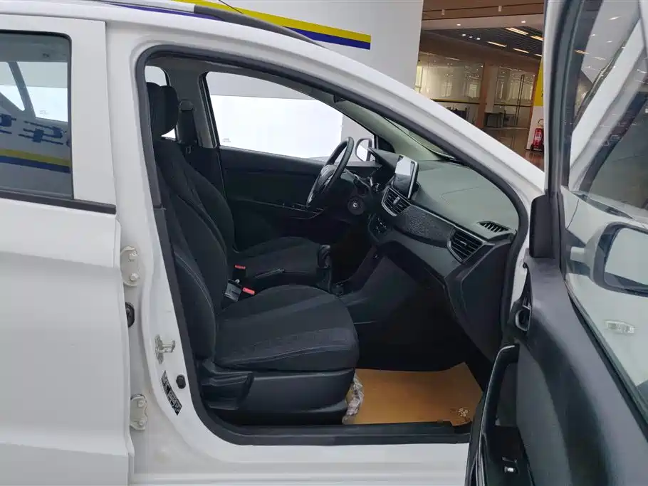 Baojun 310 2019 2016 1.2L Manual Comfort Model