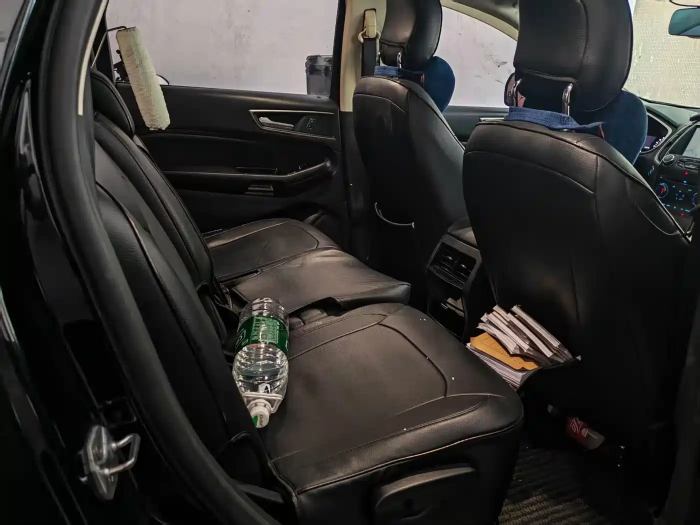 Photo 4 - Ford Edge