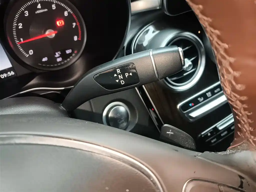 Mercedes-Benz GLC 2017 GLC 260 4MATIC Dynamic фото 14