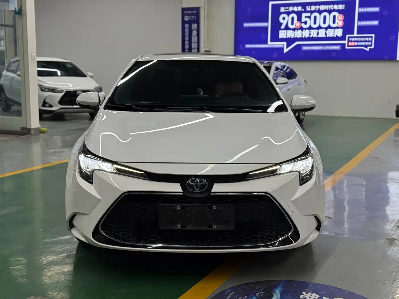 Toyota Levin 2022 Dual Engine 1.8H E-CVT Luxury Edition фото 2