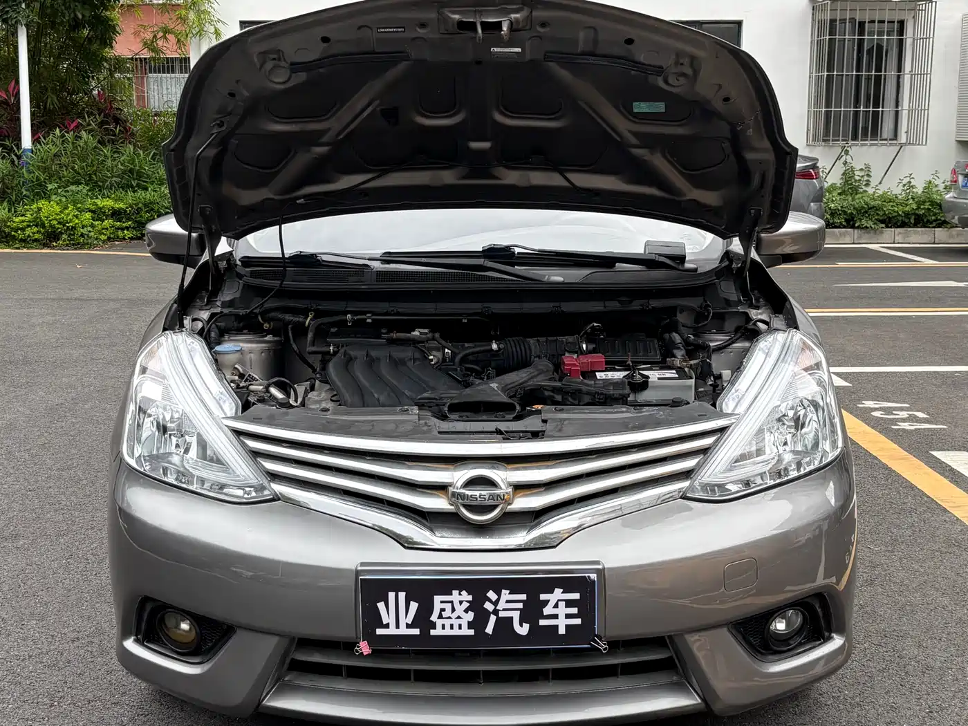 Nissan Livina 2014 2013 1.6XE CVT Comfort