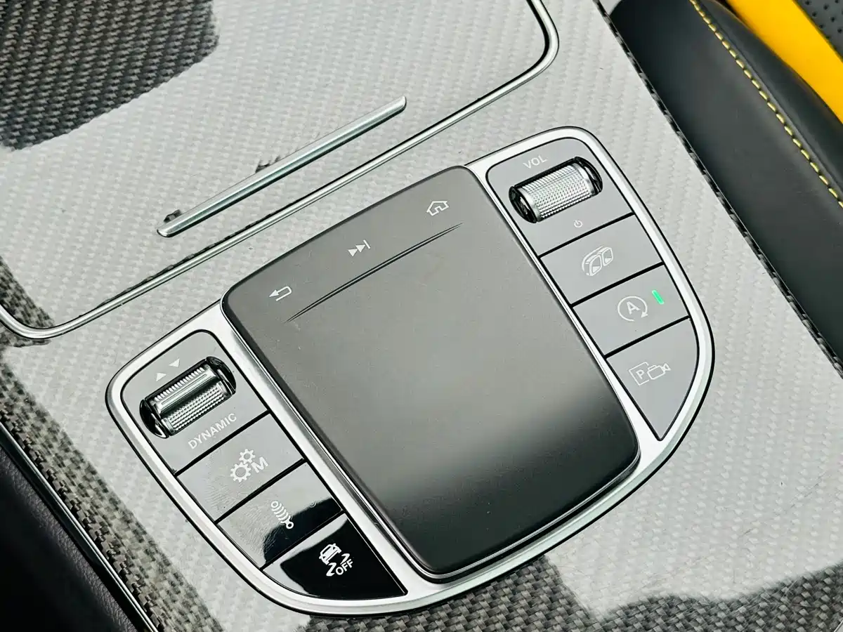 Mercedes-Benz C-Class AMG 2021 AMG C 63 Coupe Night Special Edition фото 17