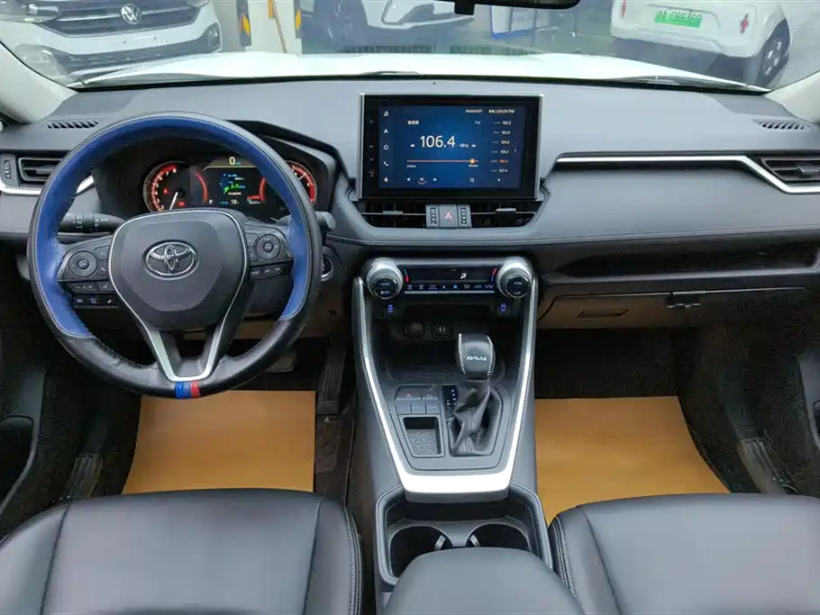 Toyota RAV4 Rongfang 2021 2.0L CVT 2WD Trend фото 12