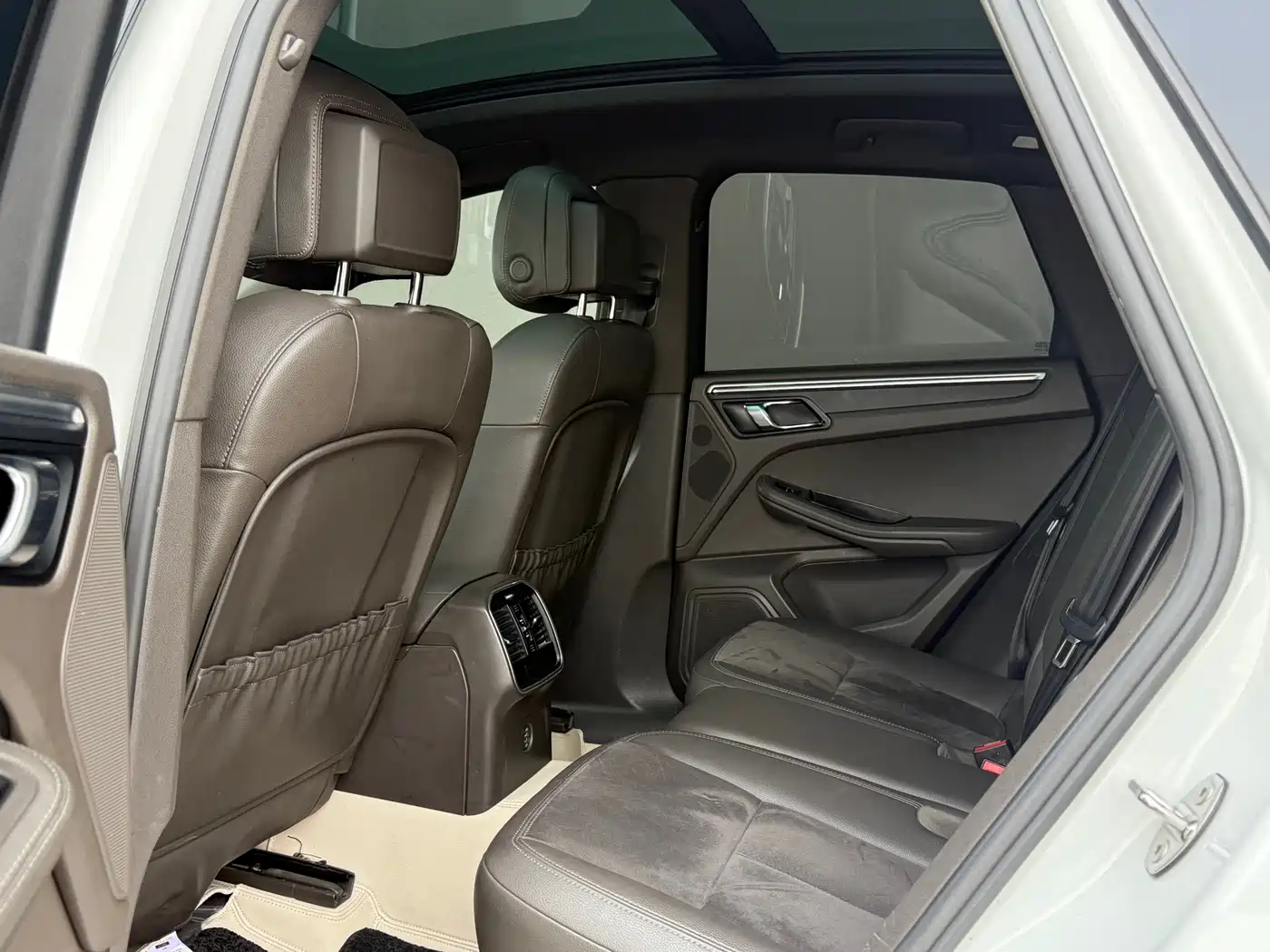 Porsche Macan 2017 Macan 2.0T фото 5