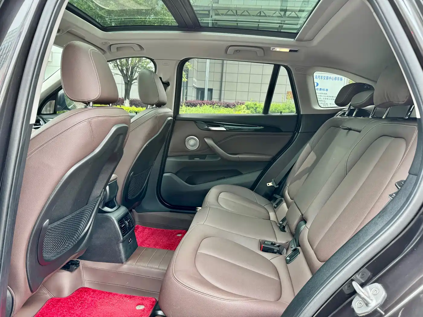 BMW X1 2022 sDrive25Li Leading фото 8