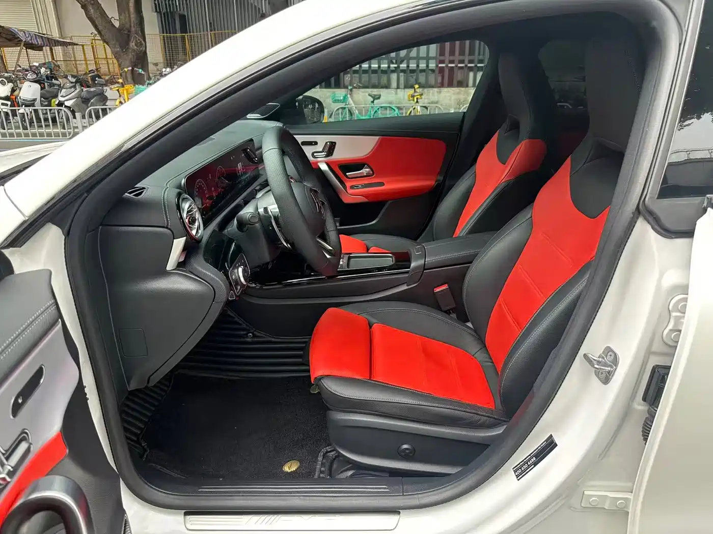 Mercedes-Benz CLA AMG 2024 AMG CLA 35 4MATIC фото 8
