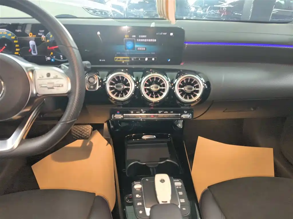 Mercedes-Benz A-Class 2022 Facelift III A 200 L Sport Sedan Fashion фото 13