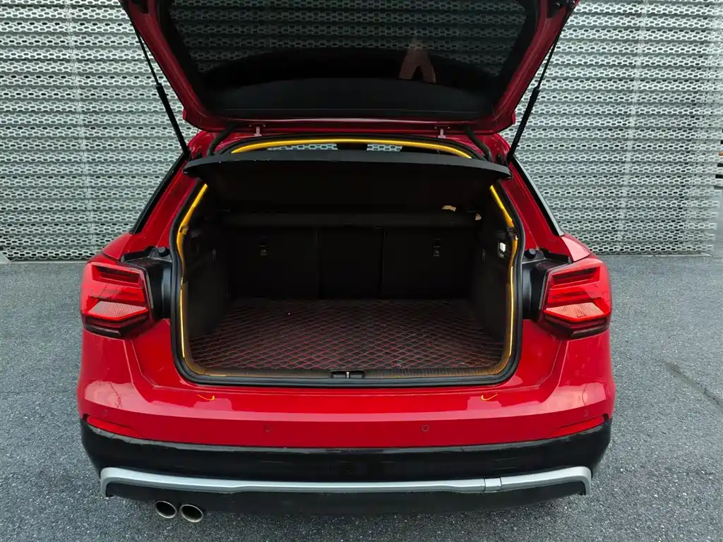 Audi Q2L 2021 Model 35 TFSI Fashion Dynamic фото 7