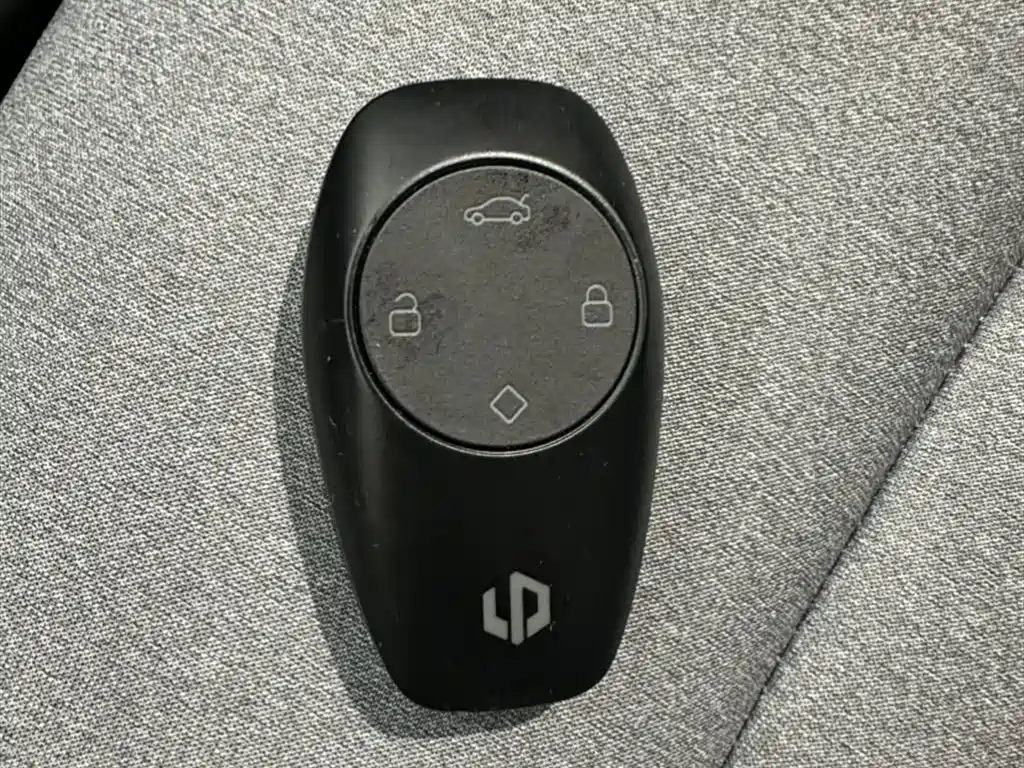 ZERO-RUNNING CAR ZERO RUN T03