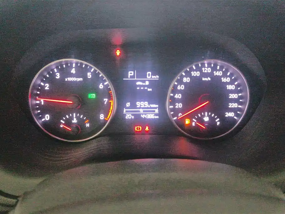Hyundai Elantra 2018 1.6L Auto Joy GL (China V) фото 14