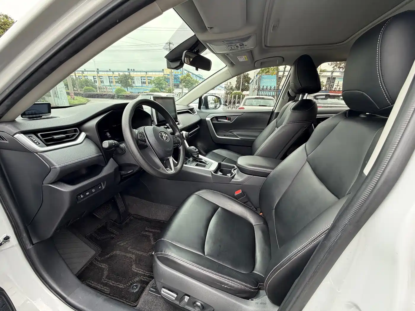 Toyota RAV4 Rongfang 2022 2.0L CVT 2WD Trend Plus Edition фото 4