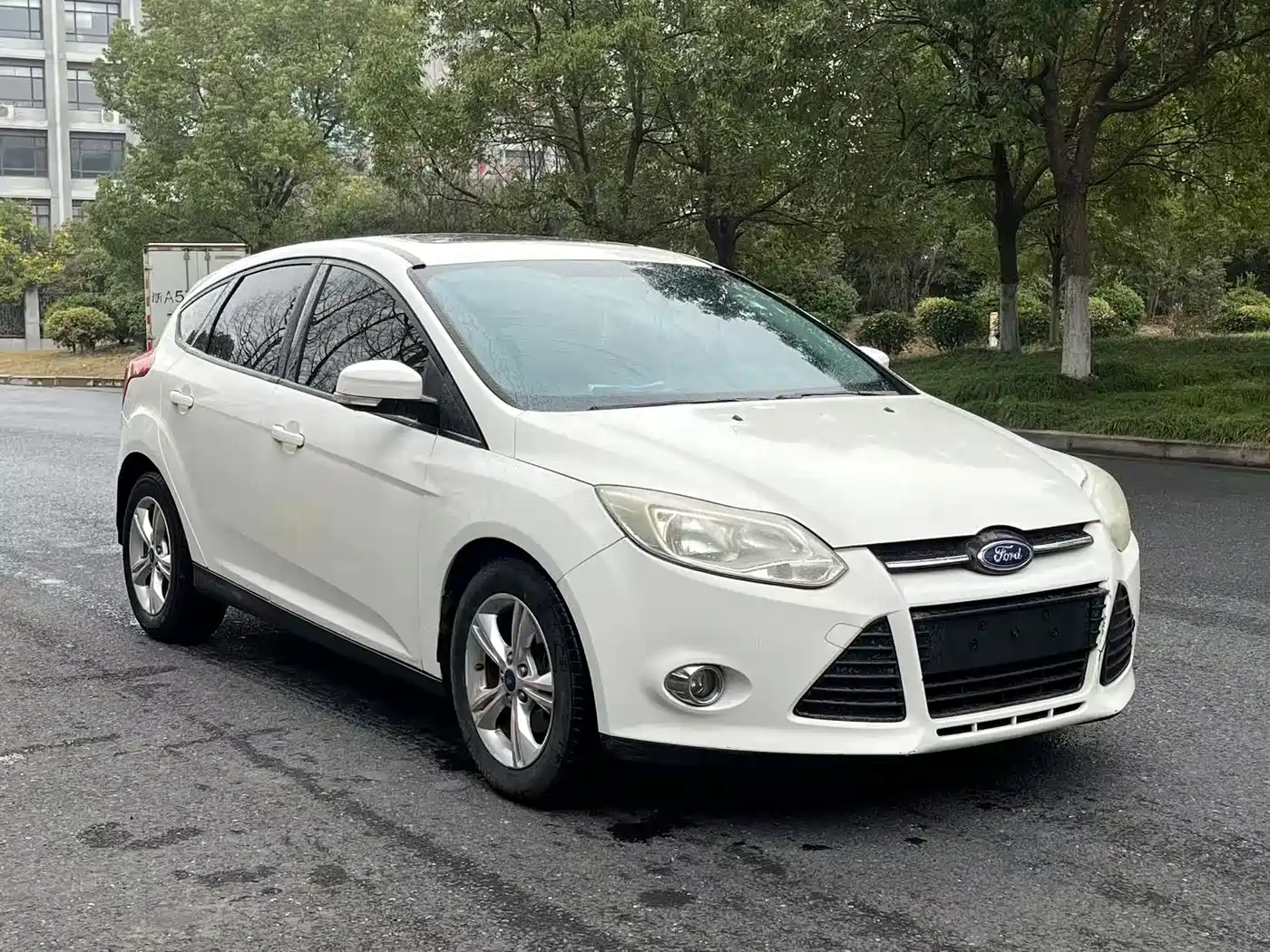 Фото 4 - Ford Focus