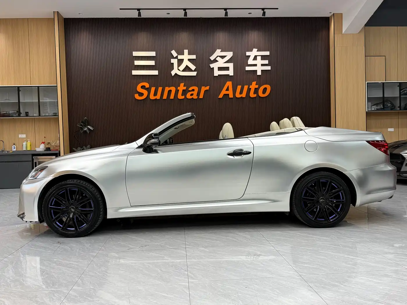 Lexus IS 2009 300C фото 7