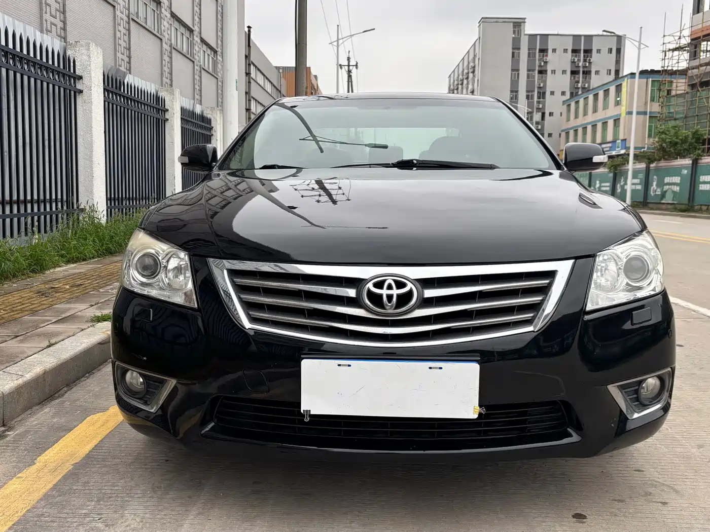 Toyota Camry 2011 200G Classic Anniversary Edition фото 2