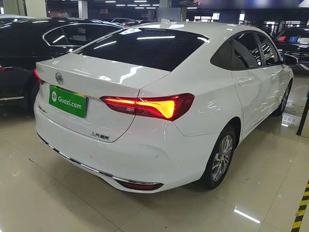 Photo 7 - Buick Verano