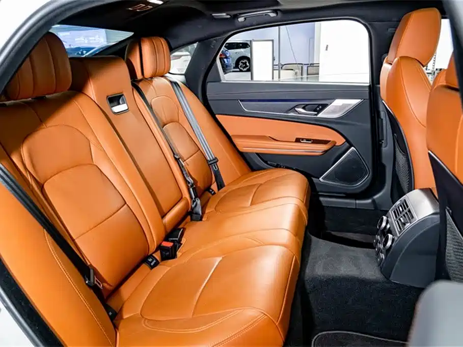 Jaguar XFL 2024 2024 2.0T P300 AWD Flagship Sport Gilded Edition