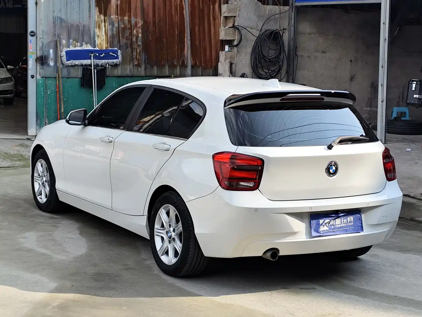 BMW 1 Series (Import) 2013 Facelift 116i Leading Model фото 10