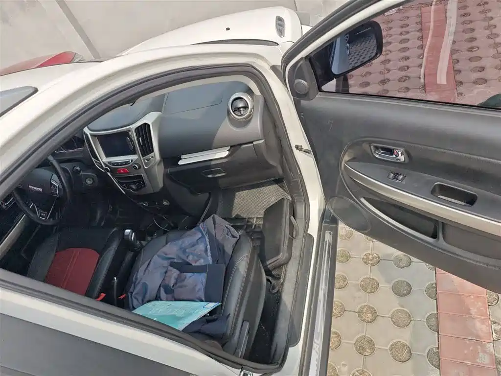 Haval H1 2016 Red Label 1.5L AMT Luxury фото 20