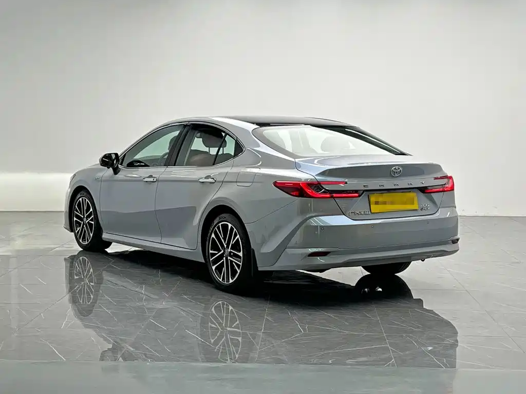 Toyota Camry 2025 2024 Hybrid 2.0HG Premium Edition
