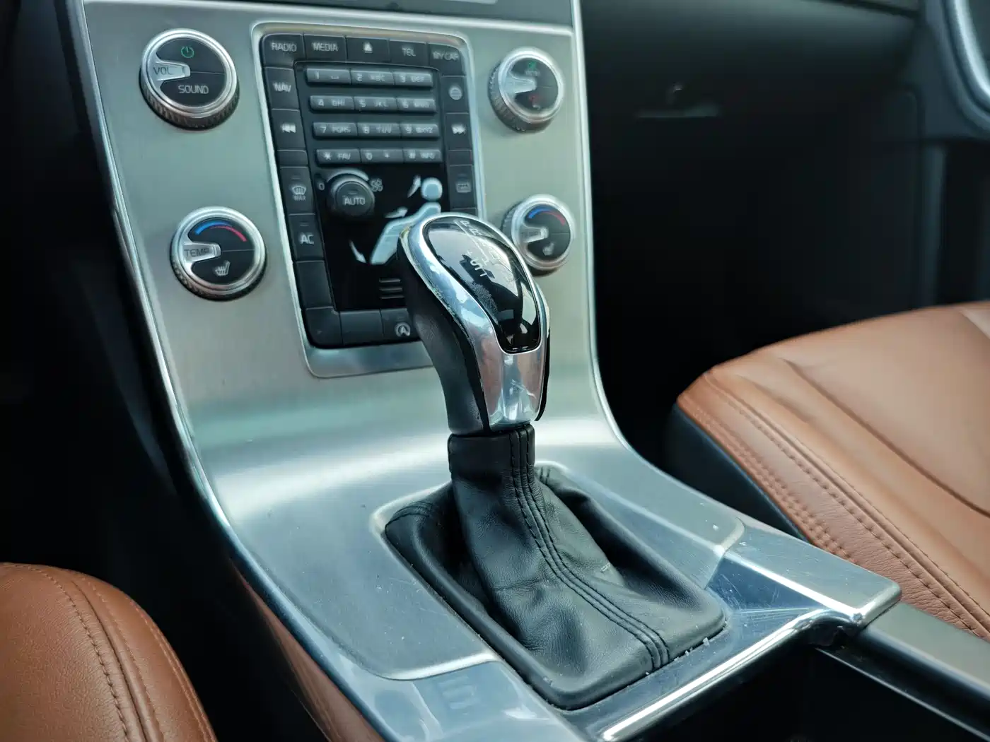 Фото 7 - Volvo S60