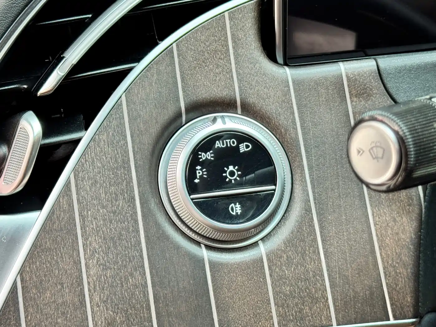 Mercedes-Benz E-Class 2025 E 300 L Fashion фото 13