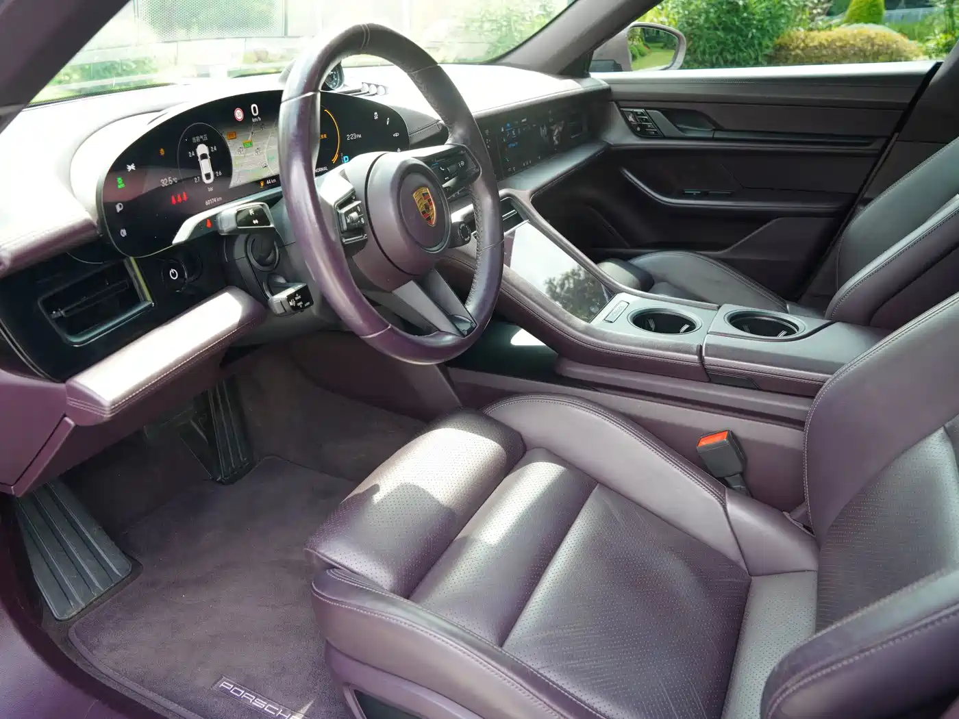 Porsche Taycan 2021 2020 Taycan