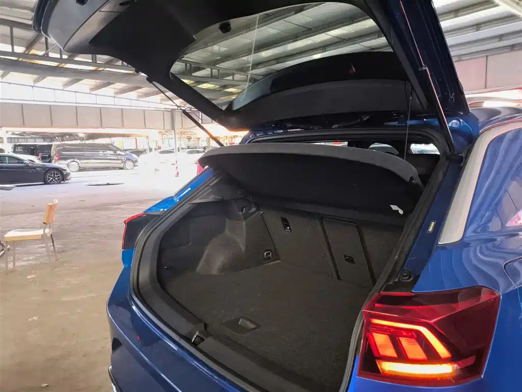 Volkswagen T-ROC 2020 280TSI DSG 2WD R-Line Pro фото 15