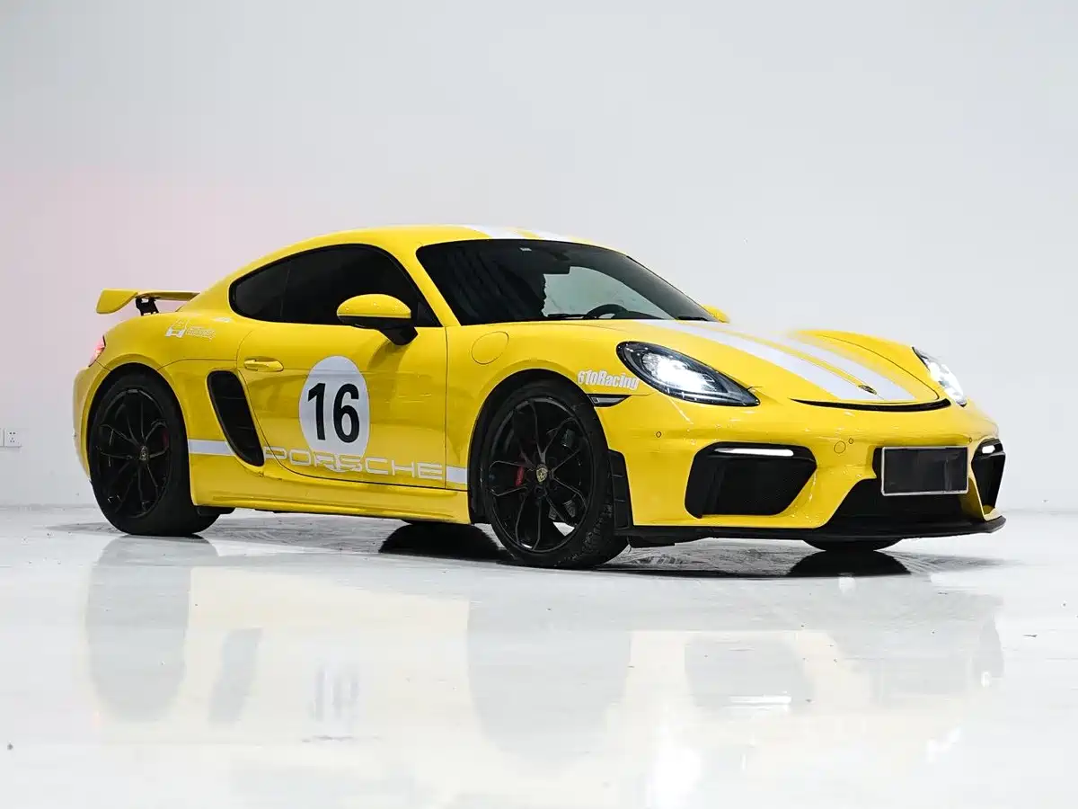 Porsche 718 2018 Cayman 2.0T фото 3
