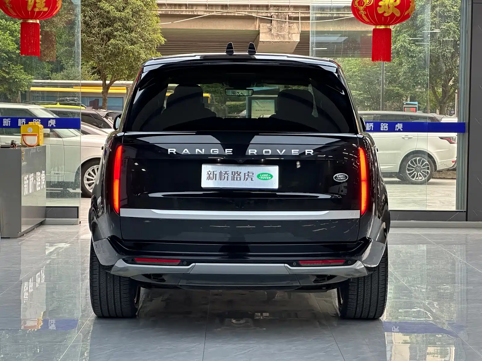 Фото 20 - Land Rover Range Rover