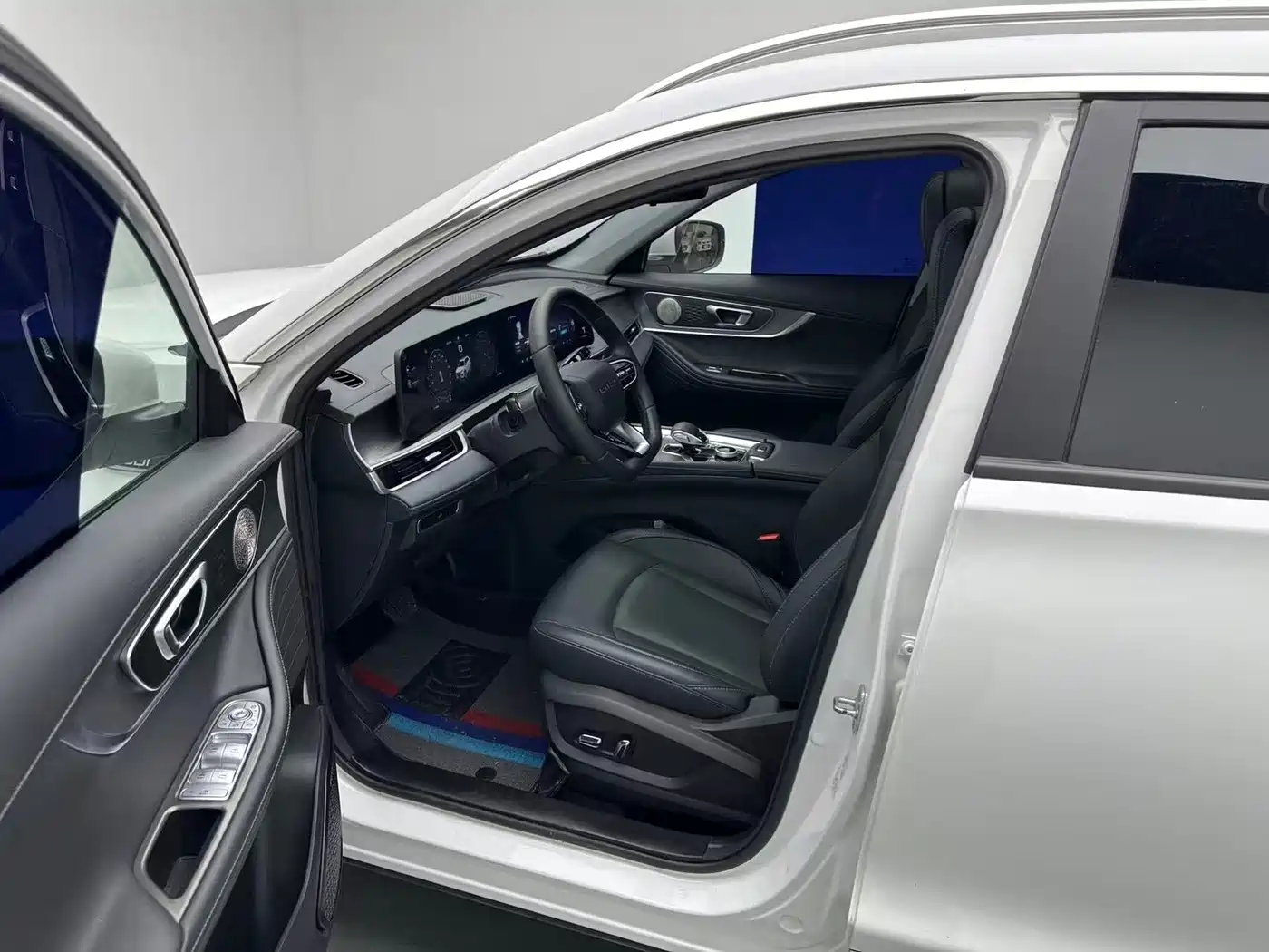 Chery Tiggo 8 PLUS 2024 2024 Champion Edition 290TGDI DCT Passion 7-Seater