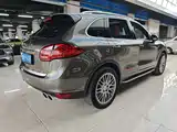 Photo 6 - Porsche Cayenne