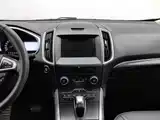 Фото 12 - Ford Edge