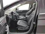 Фото 10 - Ford Edge