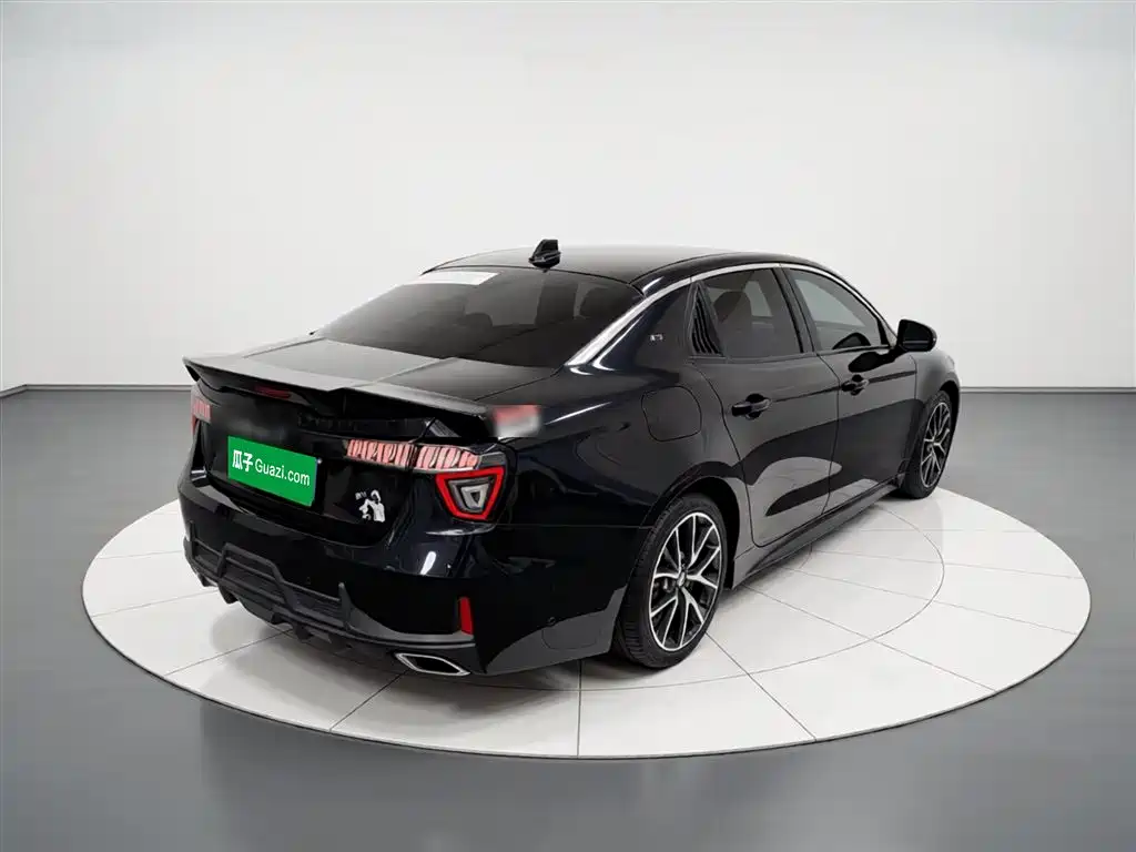 Lynk & Co 03 2022 2.0TD DCT Power Pro фото 7