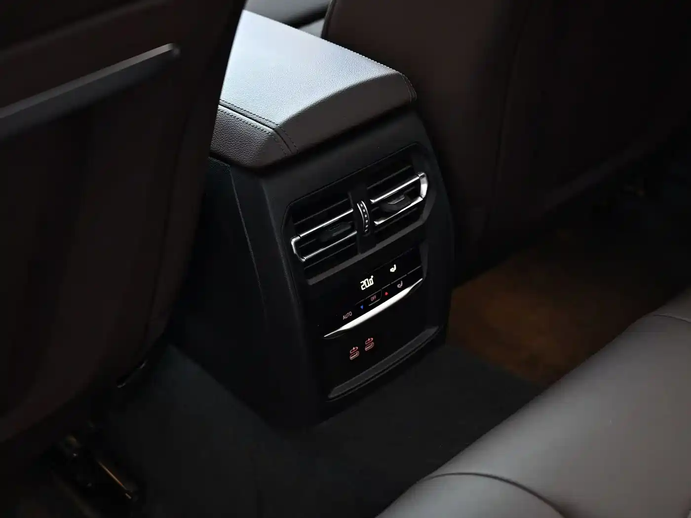 BMW 3 Series 2023 325i M Sport Package фото 10