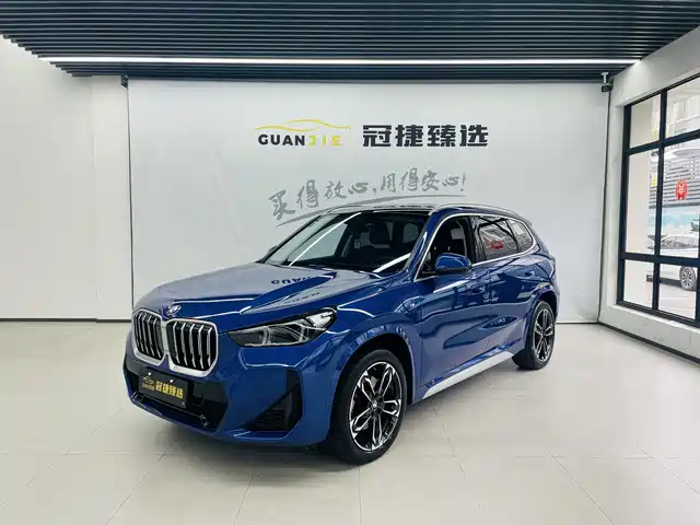 BMW X1 sDrive25Li, M Спорт-пакет