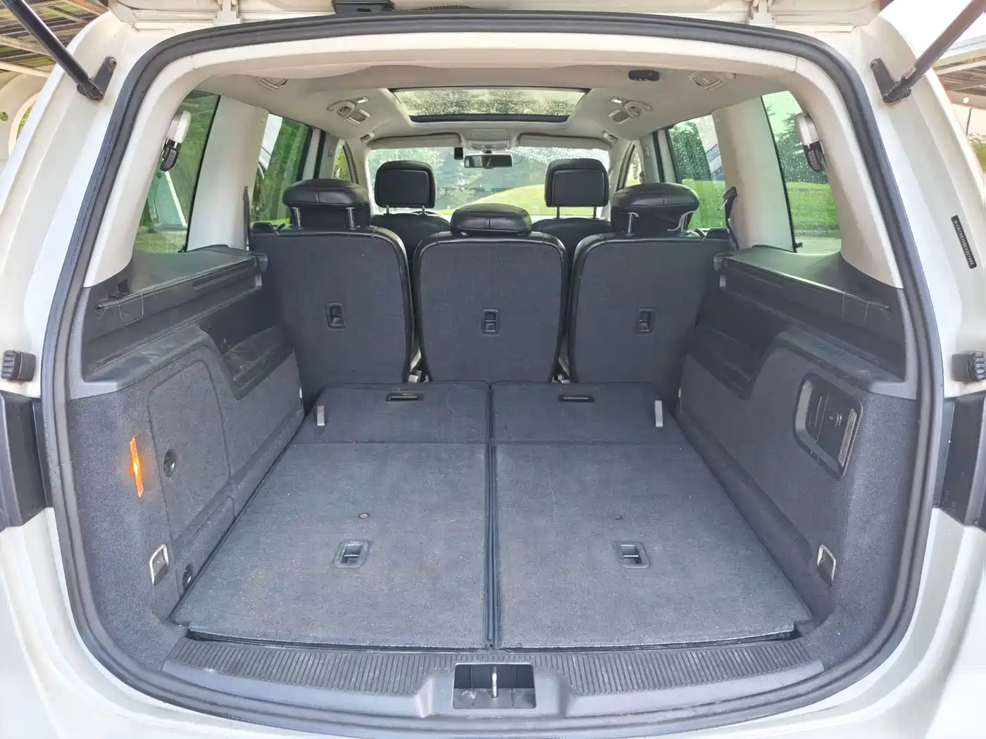 Volkswagen Sharan 2014 2014 2.0TSI Standard