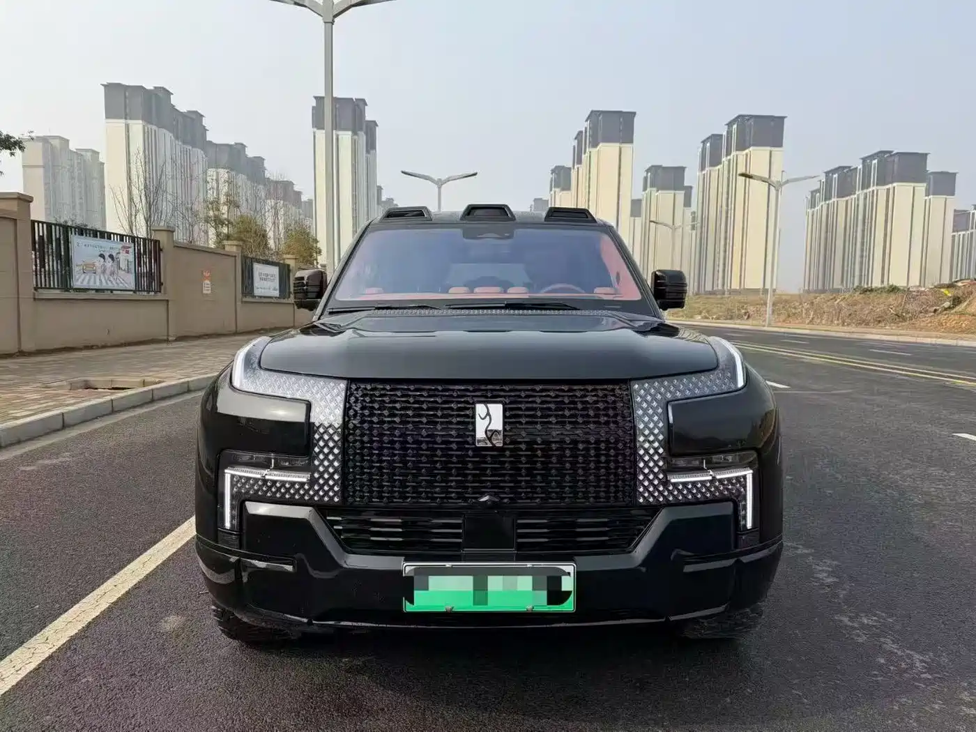 Yangwang U8 2023 Luxury Edition фото 3