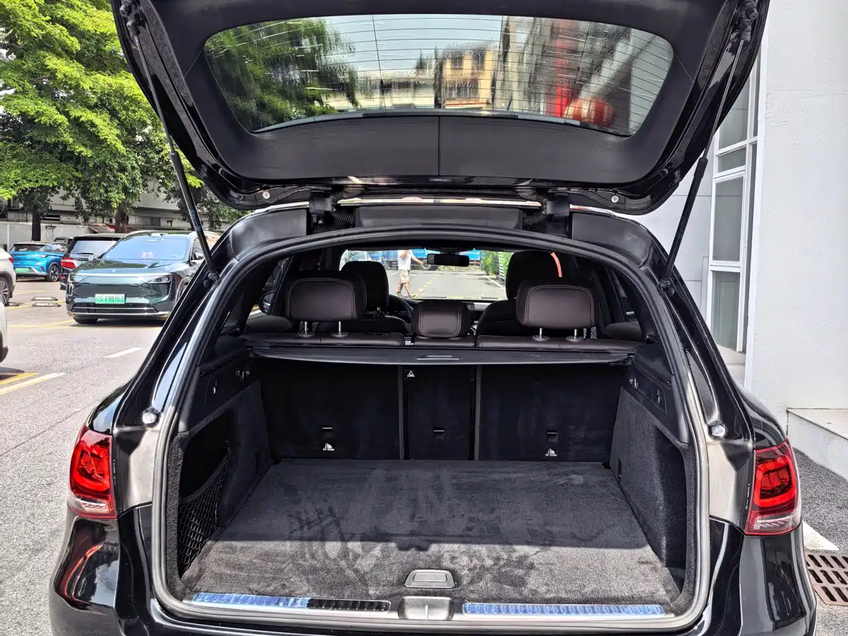 Mercedes-Benz GLC 2021 GLC 260 L 4MATIC Sporty фото 17
