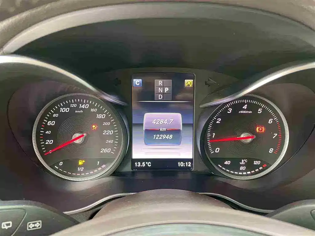 Mercedes-Benz GLC 2019 GLC 260 L 4MATIC Dynamic фото 10