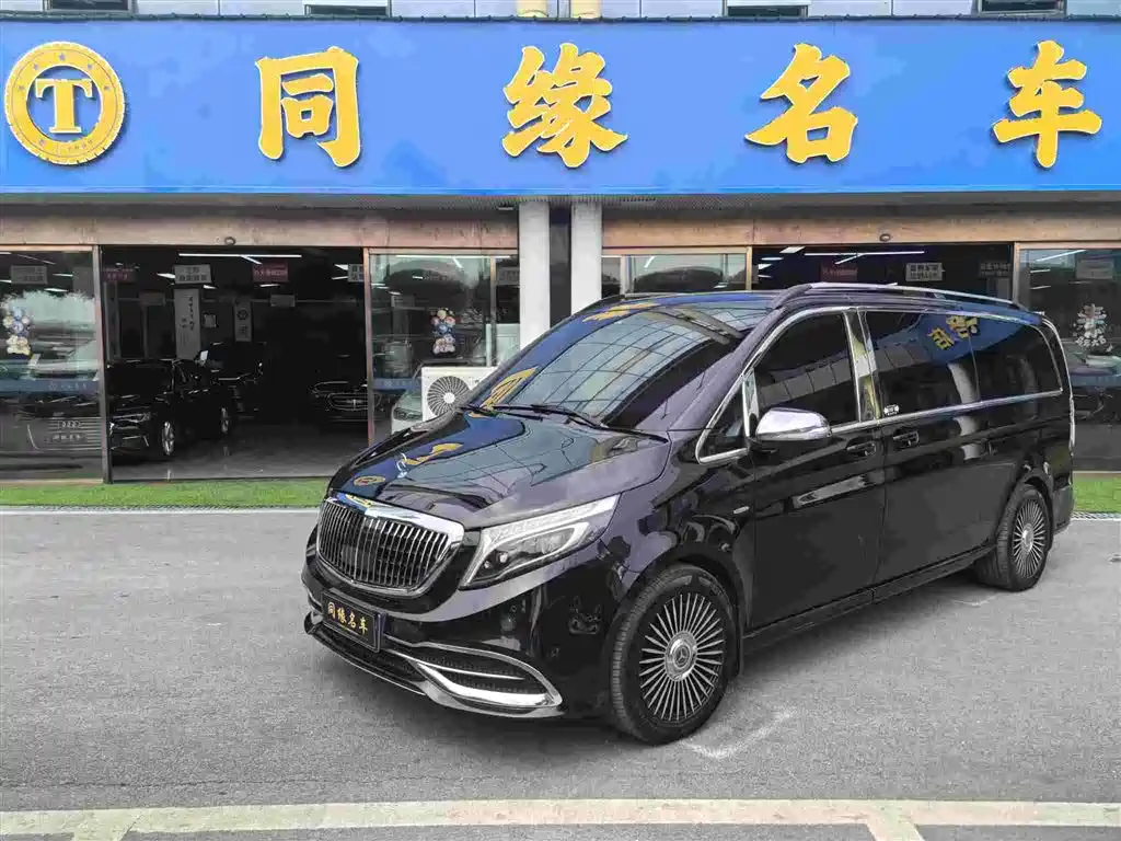Mercedes-Benz V-Class 2018 V 260 L Premium Long Wheelbase Edition China VI