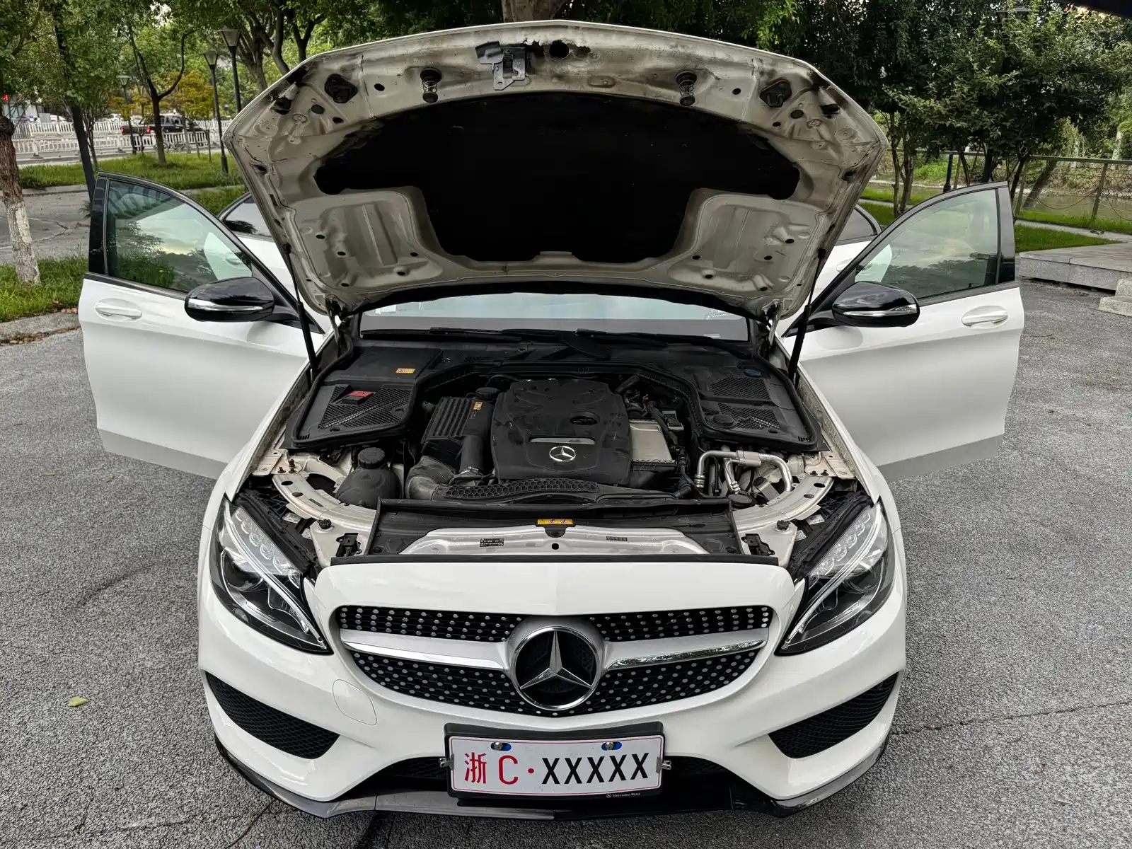 Фото 21 - Mercedes-Benz C-Class