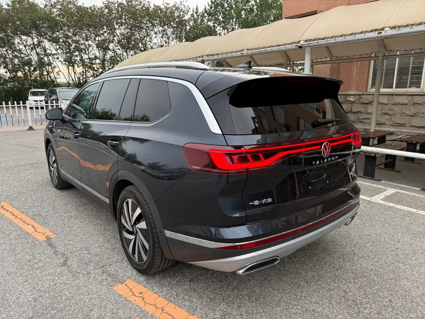 Volkswagen Talagon 2022 380TSI 4WD Luxury Premium Pro Edition 7-Seater фото 9