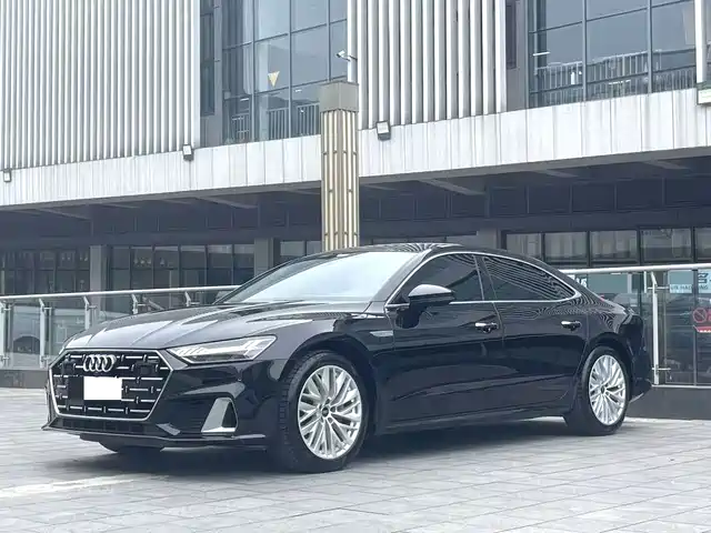 AUDI A7L