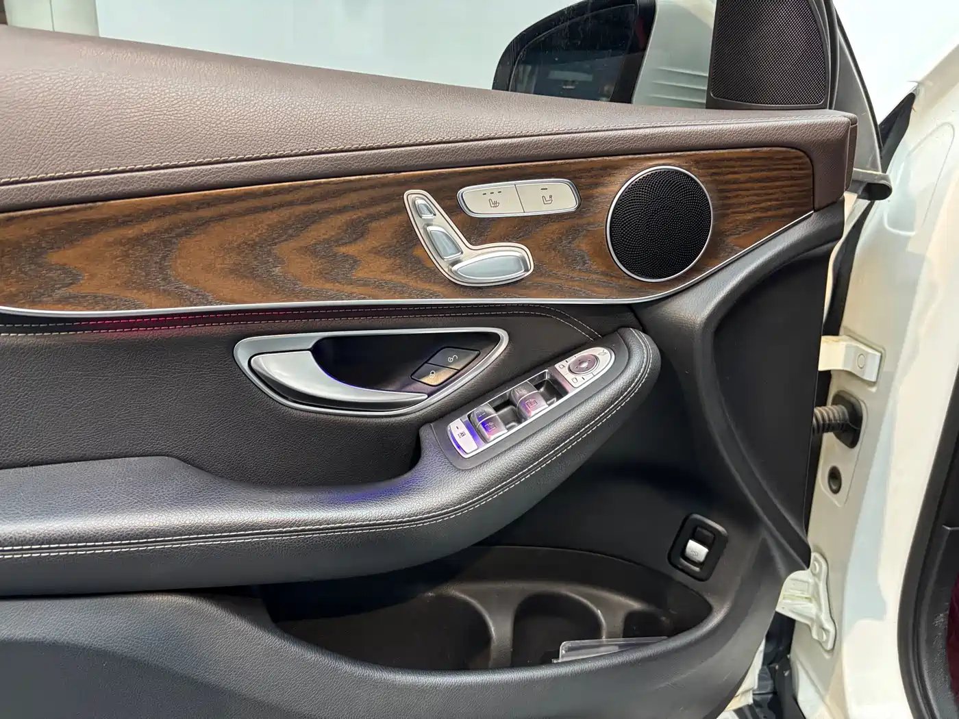 Mercedes-Benz GLC 2020 Facelift GLC 260 L 4MATIC Luxury фото 15